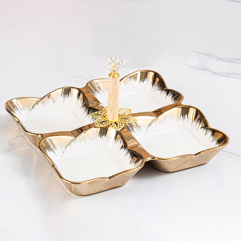 Porseleinen serveerset goud · Servies